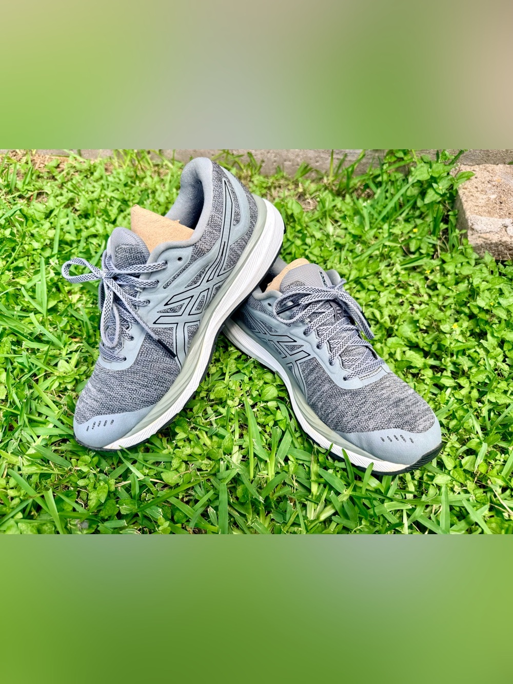 Asics Gel-Cumulus 20 Womens Shoes Size 9.5 Gray Running Athletic Sneakers